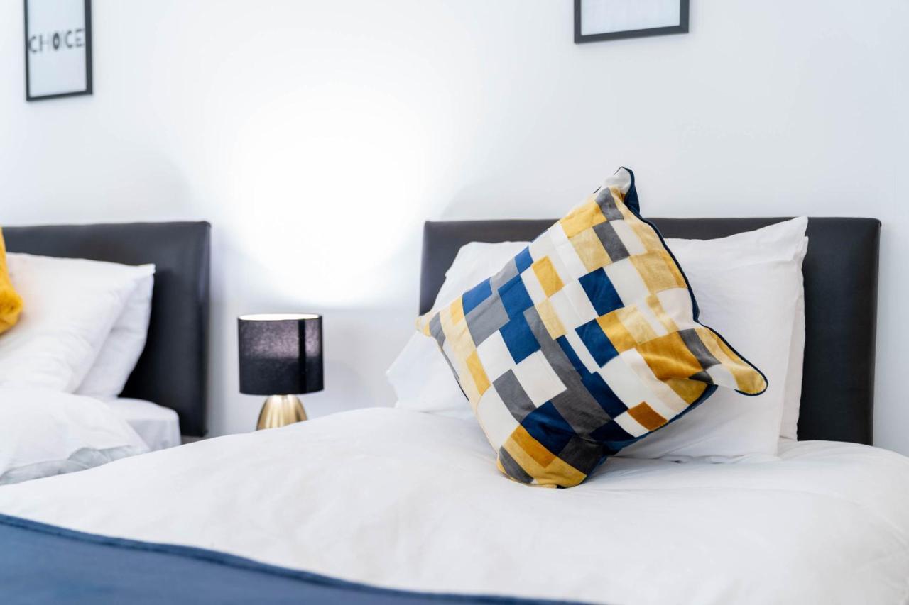 Three Bedroom Apartment- One Choice Stays Serviced Accommodation- Jewellery Quarter Birmingham Dış mekan fotoğraf
