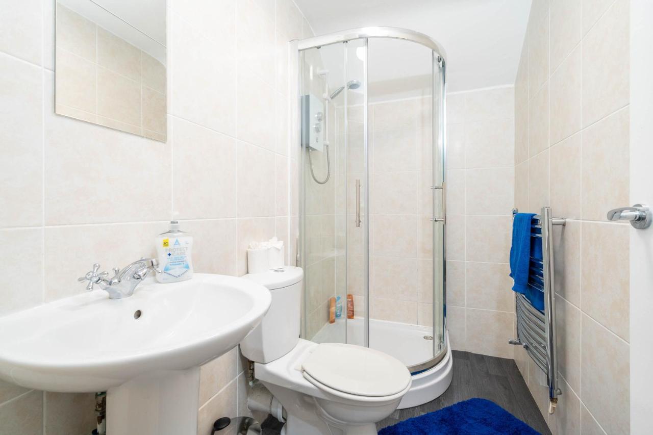 Three Bedroom Apartment- One Choice Stays Serviced Accommodation- Jewellery Quarter Birmingham Dış mekan fotoğraf