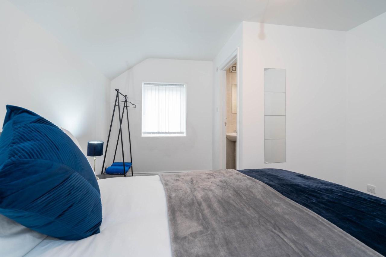 Three Bedroom Apartment- One Choice Stays Serviced Accommodation- Jewellery Quarter Birmingham Dış mekan fotoğraf