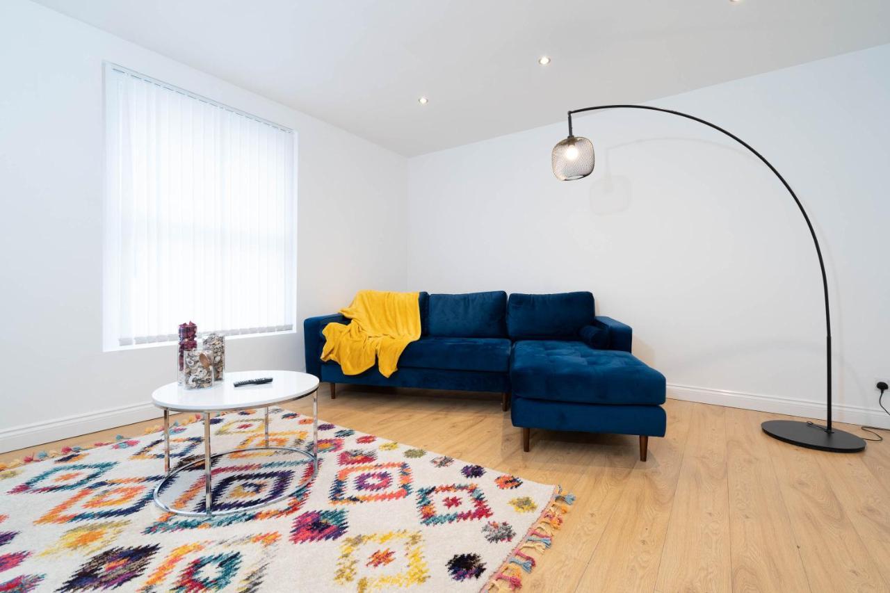 Three Bedroom Apartment- One Choice Stays Serviced Accommodation- Jewellery Quarter Birmingham Dış mekan fotoğraf