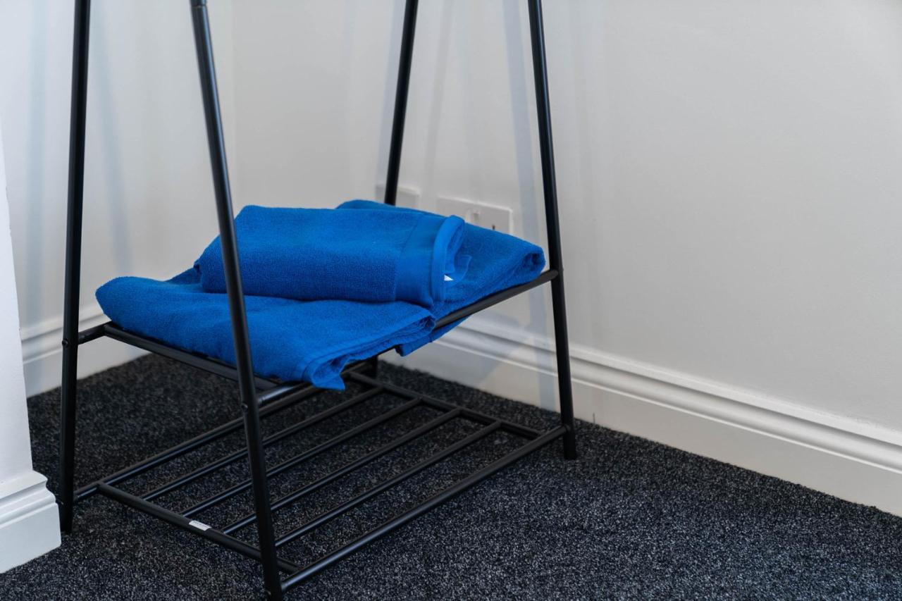 Three Bedroom Apartment- One Choice Stays Serviced Accommodation- Jewellery Quarter Birmingham Dış mekan fotoğraf